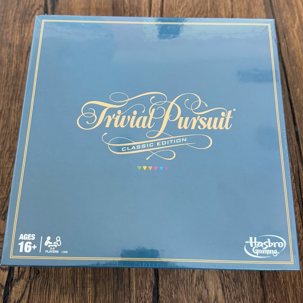 NEW Hasbro Trivial Pursuit Classic Edition - Blue and Gold